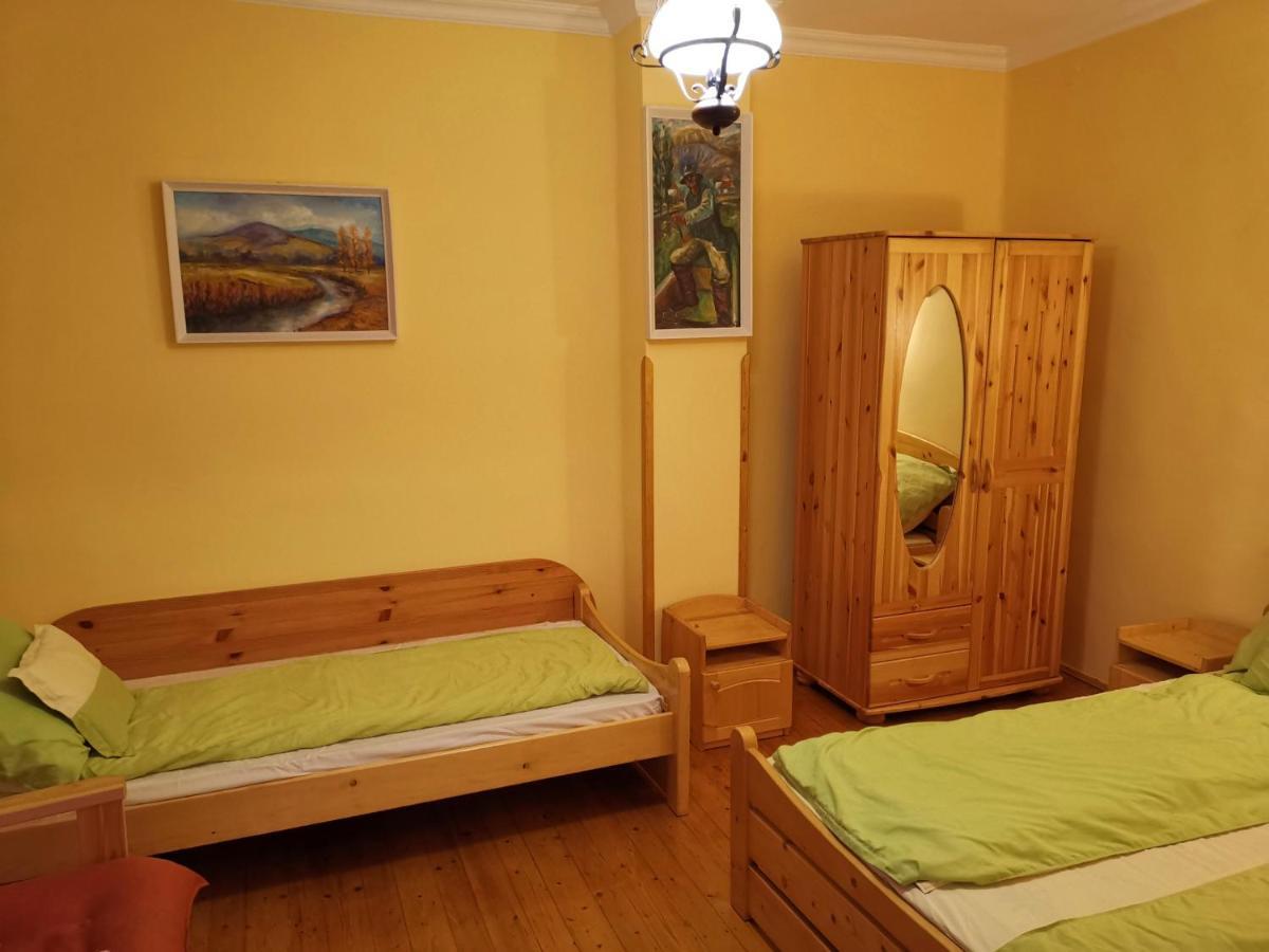Viktor Vendeghaz Apartment Tokaj Exterior foto